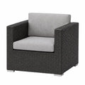Fauteuil en résine tressée noir avec coussins gris